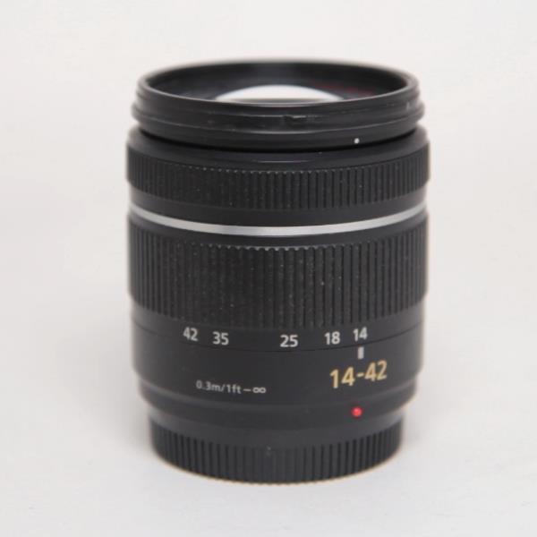 Used Panasonic LUMIX G VARIO 14-42mm f/3.5-5.6 MEGA O.I.S.