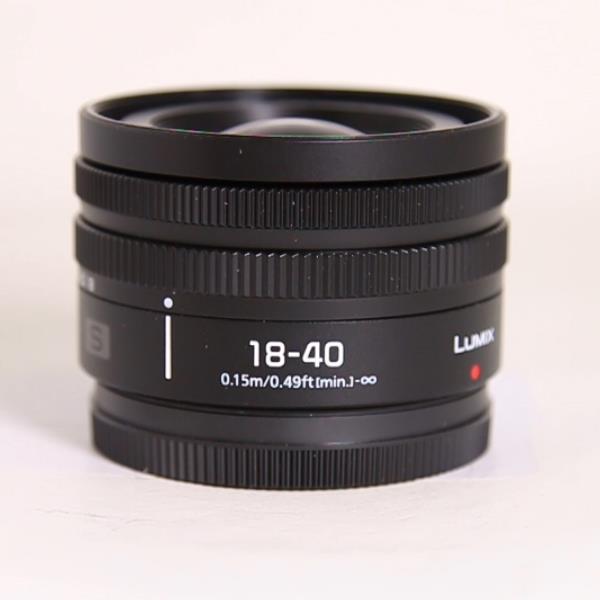 Used Panasonic Lumix S 18-40mm f/4.5-6.3 Lens