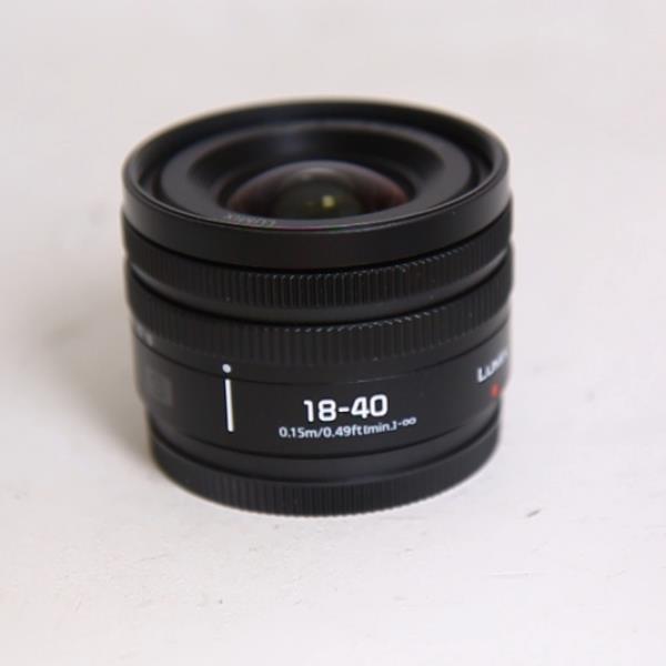 Used Panasonic Lumix S 18-40mm f/4.5-6.3 Lens