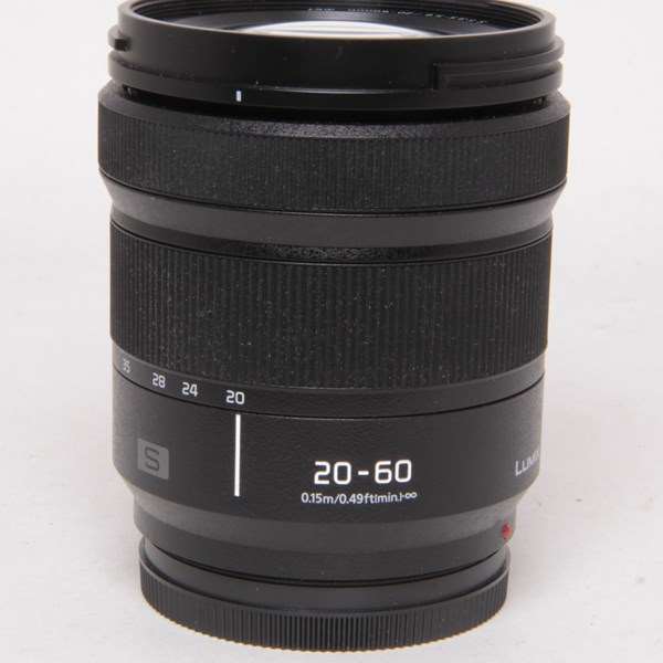 Used Panasonic Lumix 20-60mm f3.5-5.6 L-Mount lens