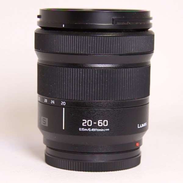 Used Panasonic Lumix 20-60mm f3.5-5.6 L-Mount lens