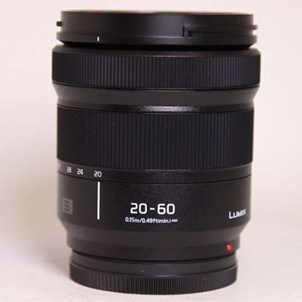 Used Panasonic Lumix 20-60mm f3.5-5.6 L-Mount lens