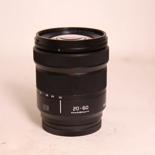 Used Panasonic Lumix 20-60mm f3.5-5.6 L-Mount lens