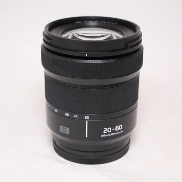 Used Panasonic Lumix 20-60mm f3.5-5.6 L-Mount lens