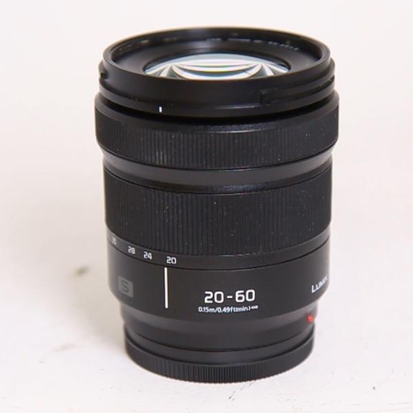 Used Panasonic Lumix 20-60mm f3.5-5.6 L-Mount lens