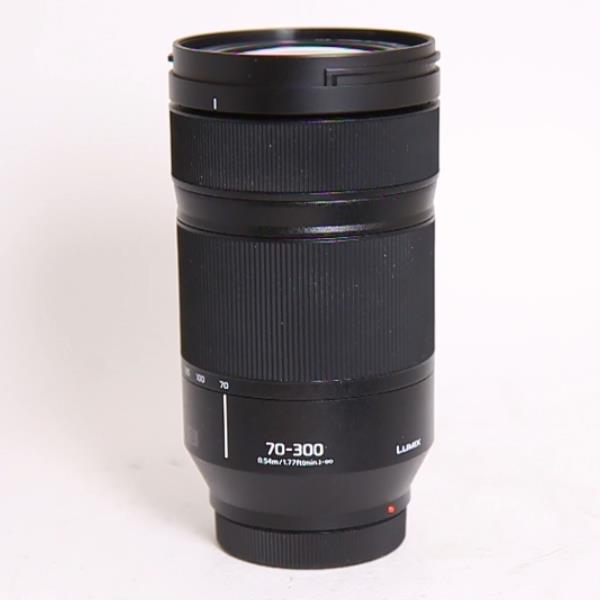 Used Panasonic Lumix S 70-300mm f/4.5-5.6 Macro O.I.S. Lens L Mount
