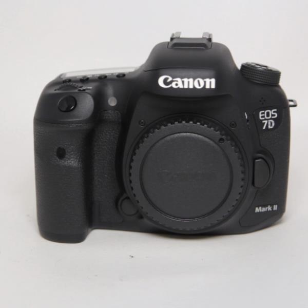 Used Canon EOS 7D Mark II