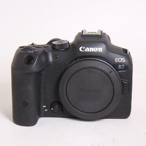Used Canon EOS R7