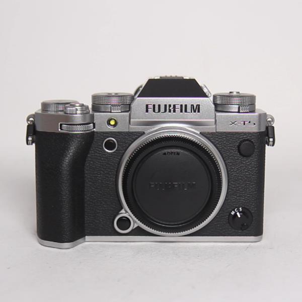 Used Fujifilm X-T5