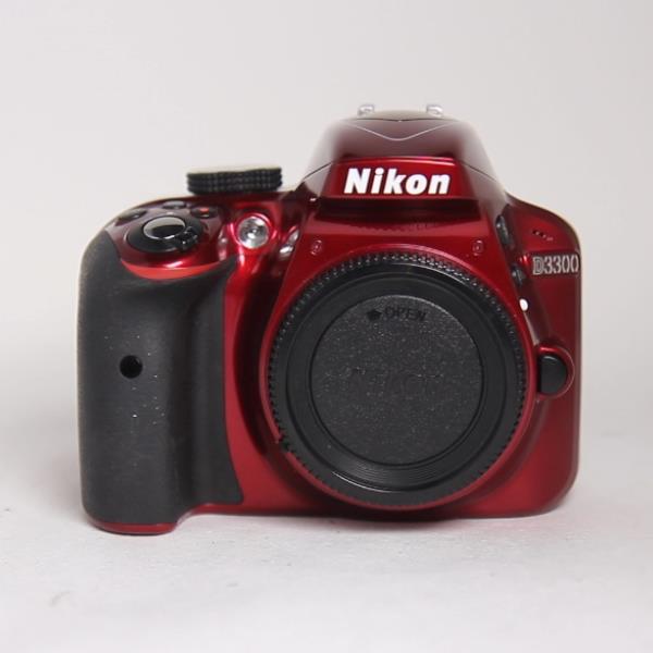 Used Nikon D3300