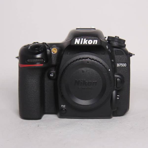 Used Nikon D7500