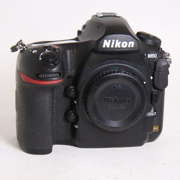 Used Nikon D850