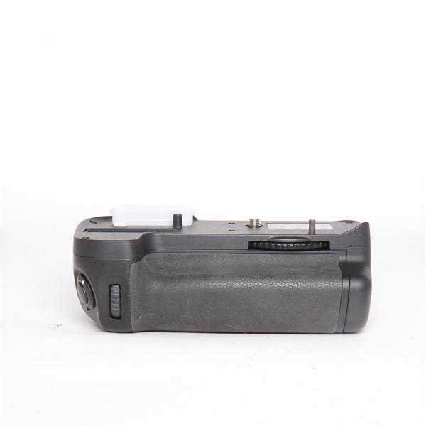 Used Nikon MB-D11 Battery Pack for D7000