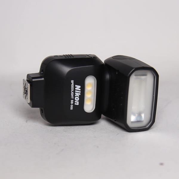 Used Nikon Speedlight SB-500