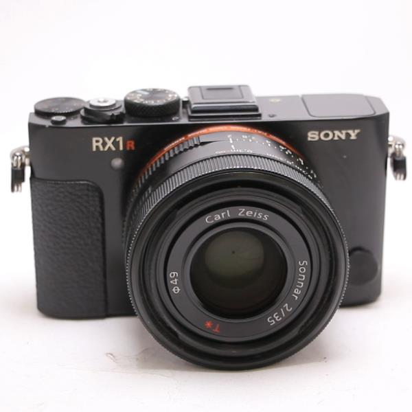 Used Sony RX1R II