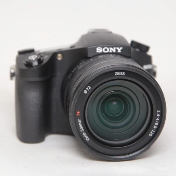 Used Sony RX10 IV