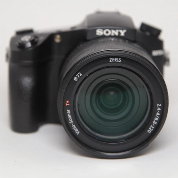 Used Sony RX10 IV