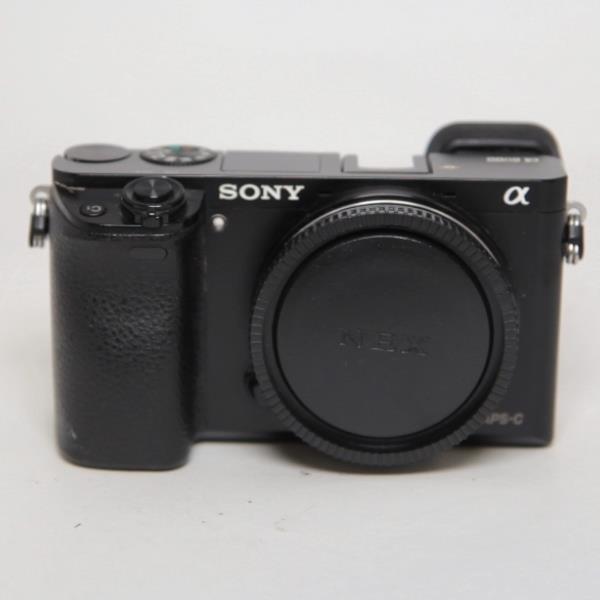 Used Sony a6000