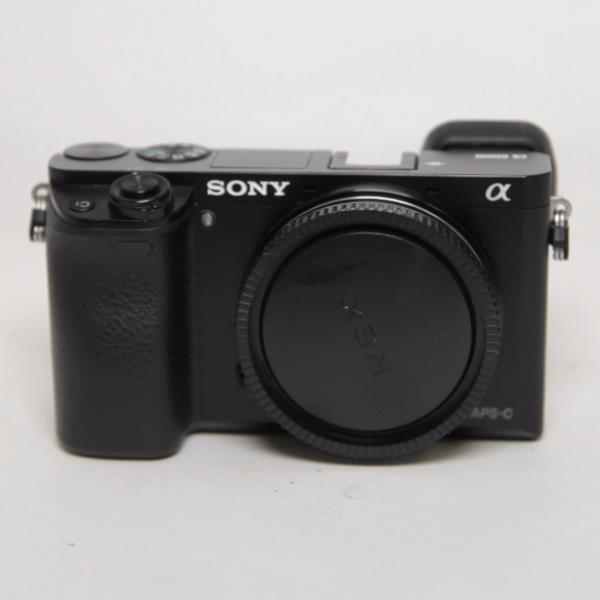 Used Sony a6000