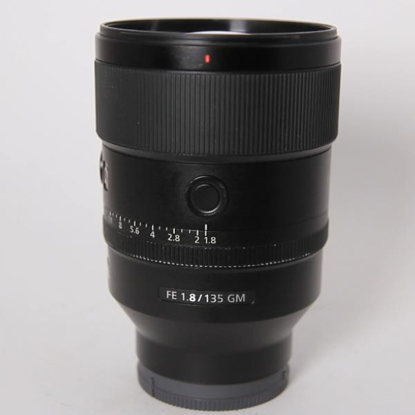 Used Sony FE 135mm f/1.8 GM