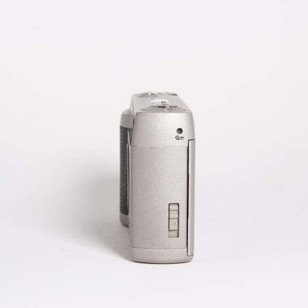Lot 113 - A Ricoh GR1s Compact 35mm Camera