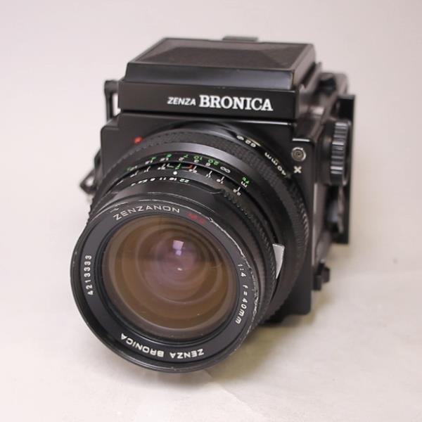 Used Zenza Bronica ETRS & Zenzanon MC 40mm f/4 Lens