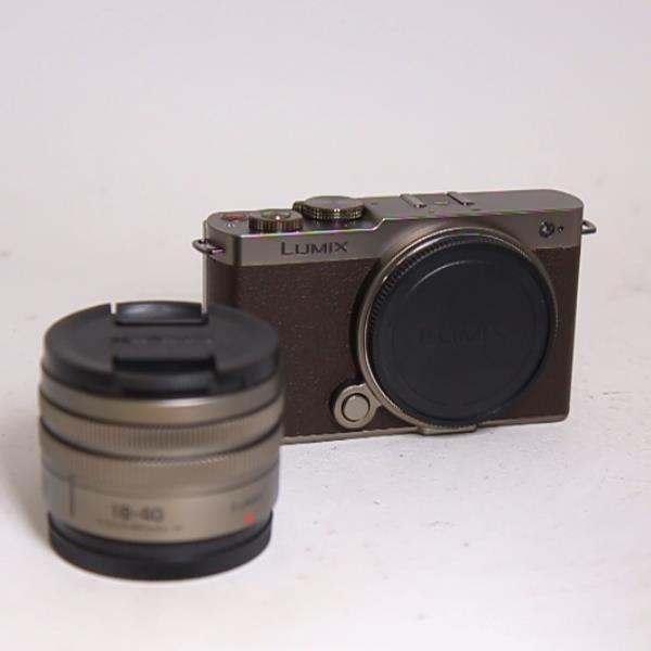 Used Panasonic Lumix S9 Full-Frame Camera Gold 18-40mm