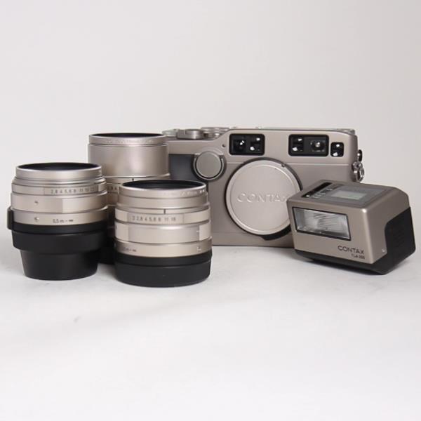 Used Contax G2 With 90mm, 28mm, 45mm T* Lenses & Flash