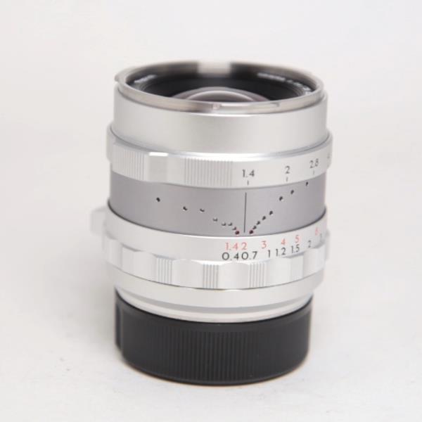 Used Thypoch Simera 28mm f1.4 Leica M mount Silver
