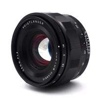 Voigtlander 35mm f1.4 Nokton Aspherical for Sony E-Mount Lens