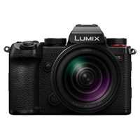 Panasonic Lumix S5 D Full-Frame Camera with 28-200mm Lens Kit