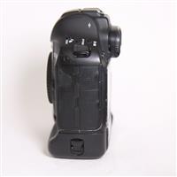 Used Canon EOS-1D X Mark II Digital SLR Camera Body