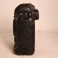 Used Canon EOS-1D X Mark III DSLR Body