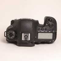 Used Canon EOS 6D Mark II Digital SLR Camera Body