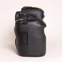 Used Canon EOS 6D Mark II Digital SLR Camera Body