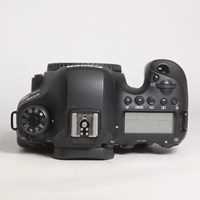 Used Canon EOS 6D Mark II Digital SLR Camera Body