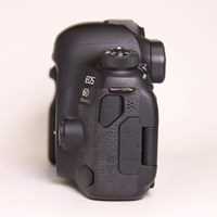 Used Canon EOS 6D Mark II Digital SLR Camera Body