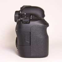 Used Canon EOS 6D Mark II Digital SLR Camera Body