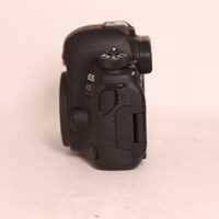 Used Canon EOS 6D Mark II Digital SLR Camera Body