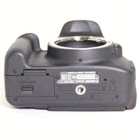 Used Canon EOS 700D DSLR Camera (Body Only)