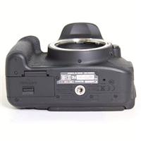 Used Canon EOS 700D DSLR Camera (Body Only)