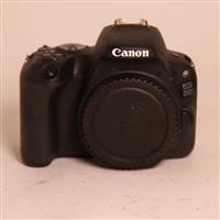 Used Canon EOS 200D DSLR Camera Body in Black