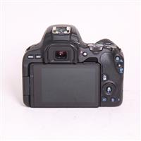 Used Canon EOS 200D DSLR Camera Body in Black