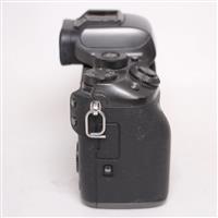 Used Canon EOS M5 Mirrorless Digital Camera Body