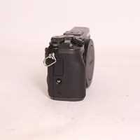 Used Canon EOS M6 Mirrorless Camera Body Black