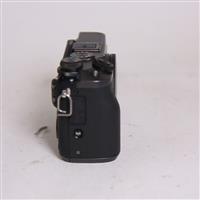 Used Canon EOS M6 Mirrorless Camera Body Black