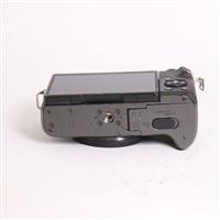 Used Canon EOS M6 Mirrorless Camera Body Black