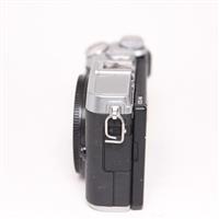 Used Canon EOS M6 Mirrorless Camera Body Silver