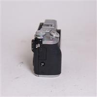 Used Canon EOS M6 Mirrorless Camera Body Silver