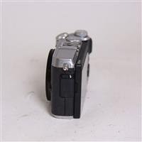 Used Canon EOS M6 Mirrorless Camera Body Silver